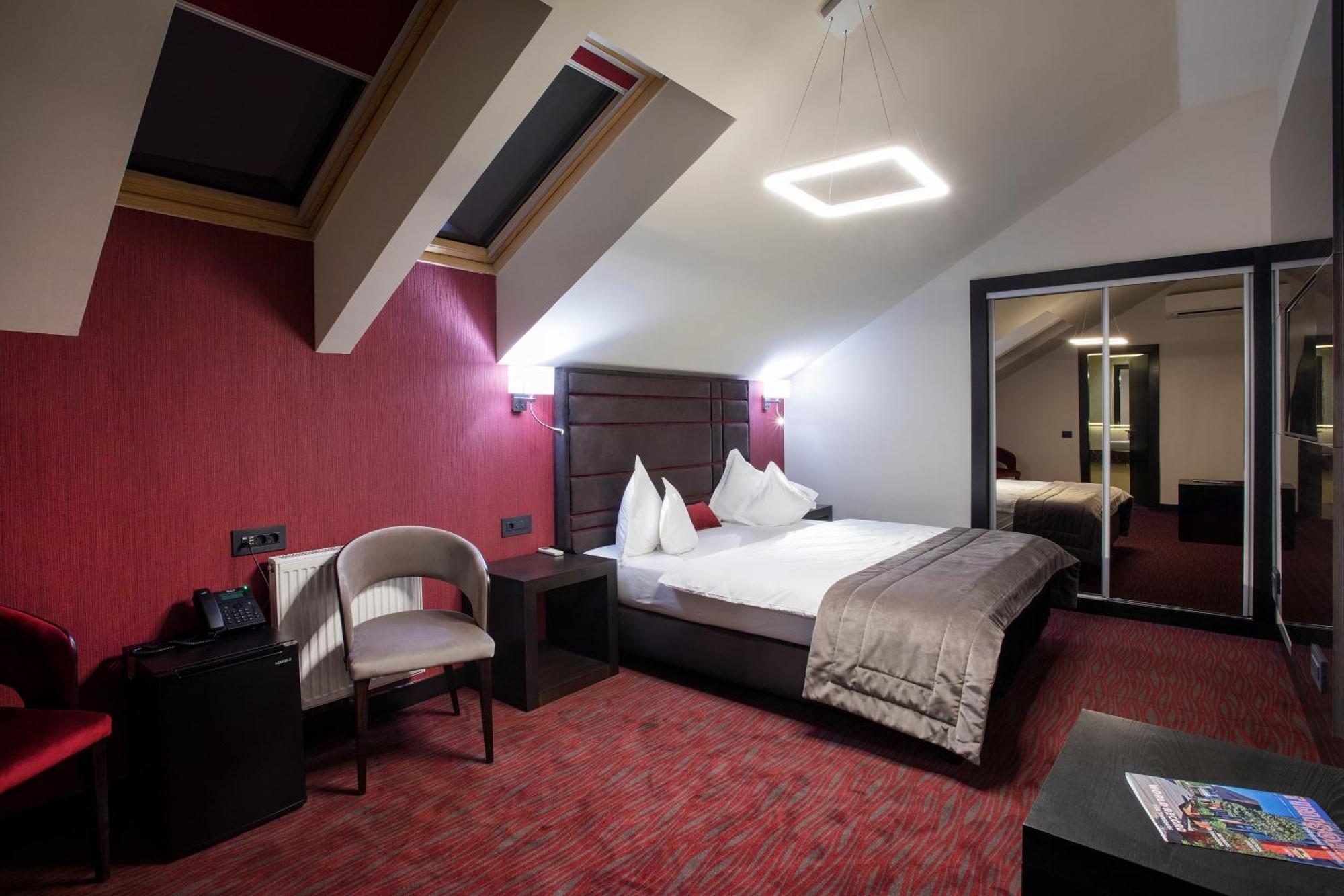 The Fifth Floor By Old Town Hotel Timişoara Exterior foto